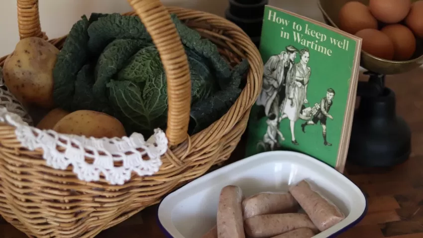 Pigs-in-clover ration recipe