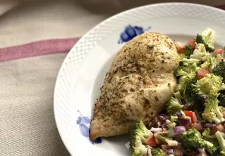 Broccoli Salad: the perfect summer party and family BBQ recipe