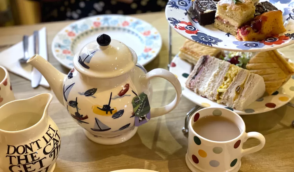 Emma bridgewater cake clearance plate