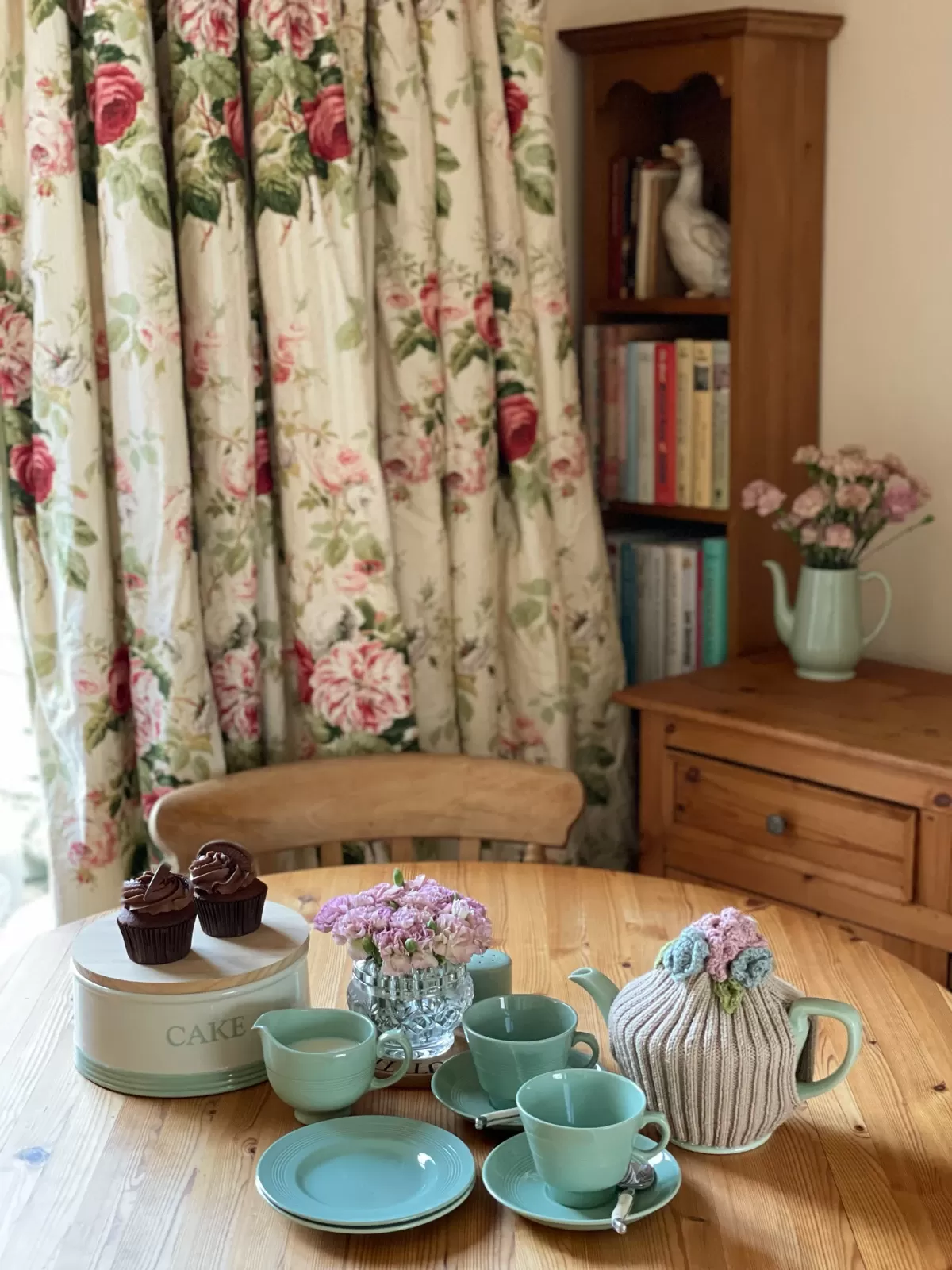Vintage Colefax and Fowler curtains
